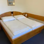 Sanssouci 4*